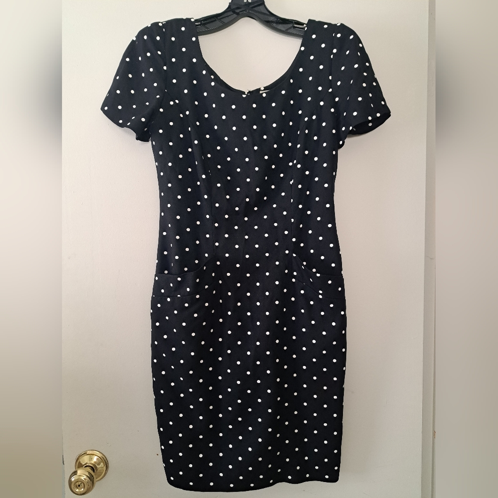 Vintage Black and White Polka-dot Dress with Pockets